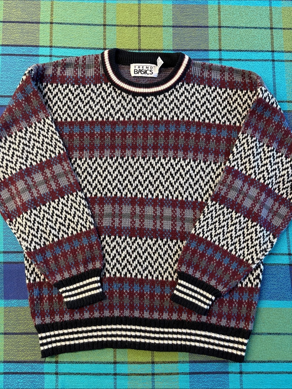 Vintage Trend Basics sweater